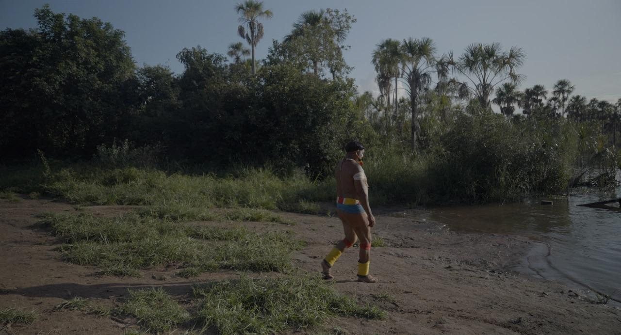 Reunião da comunidade em roda, no Território Indígena do Xingu